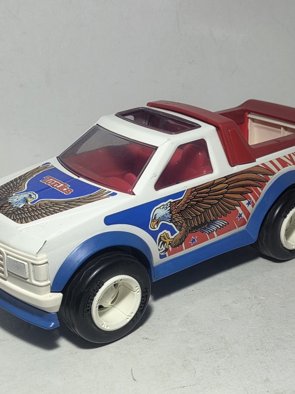 VTG 1991 Tonka Eagle Pickup Truck Plastic Toy White Blue Red Decal Drop Tailgate